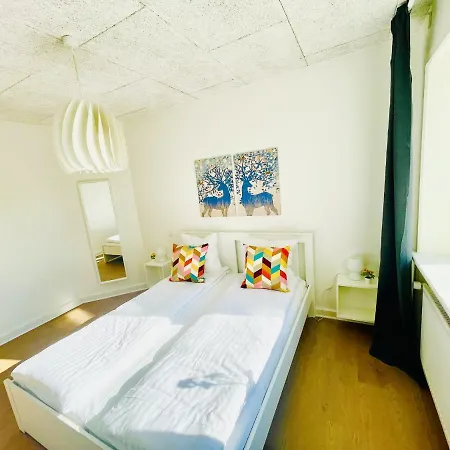 Aday - Luminous With 2 Bedrooms Apartment Frederikshavn